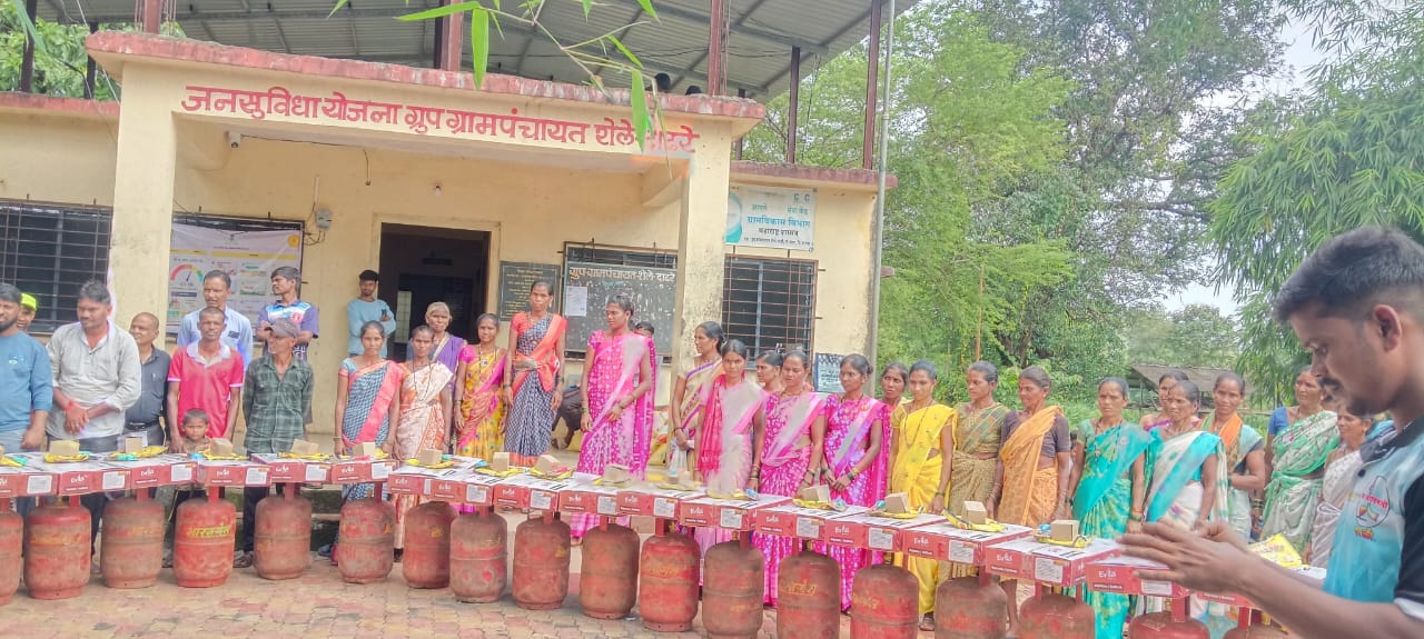 Gas Connection Distribution to Tribal Families in Shele Dadhare